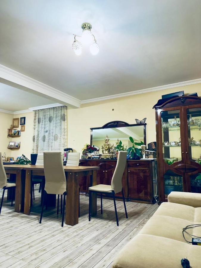 Tetne Qor Guesthouse Mestia Luaran gambar