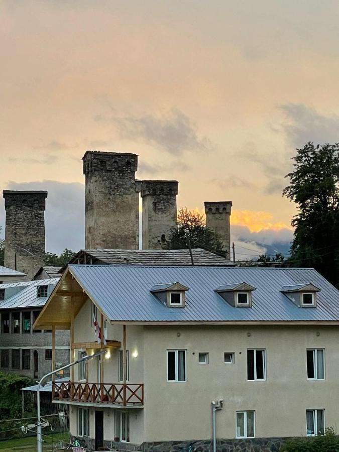 Tetne Qor Guesthouse Mestia Luaran gambar