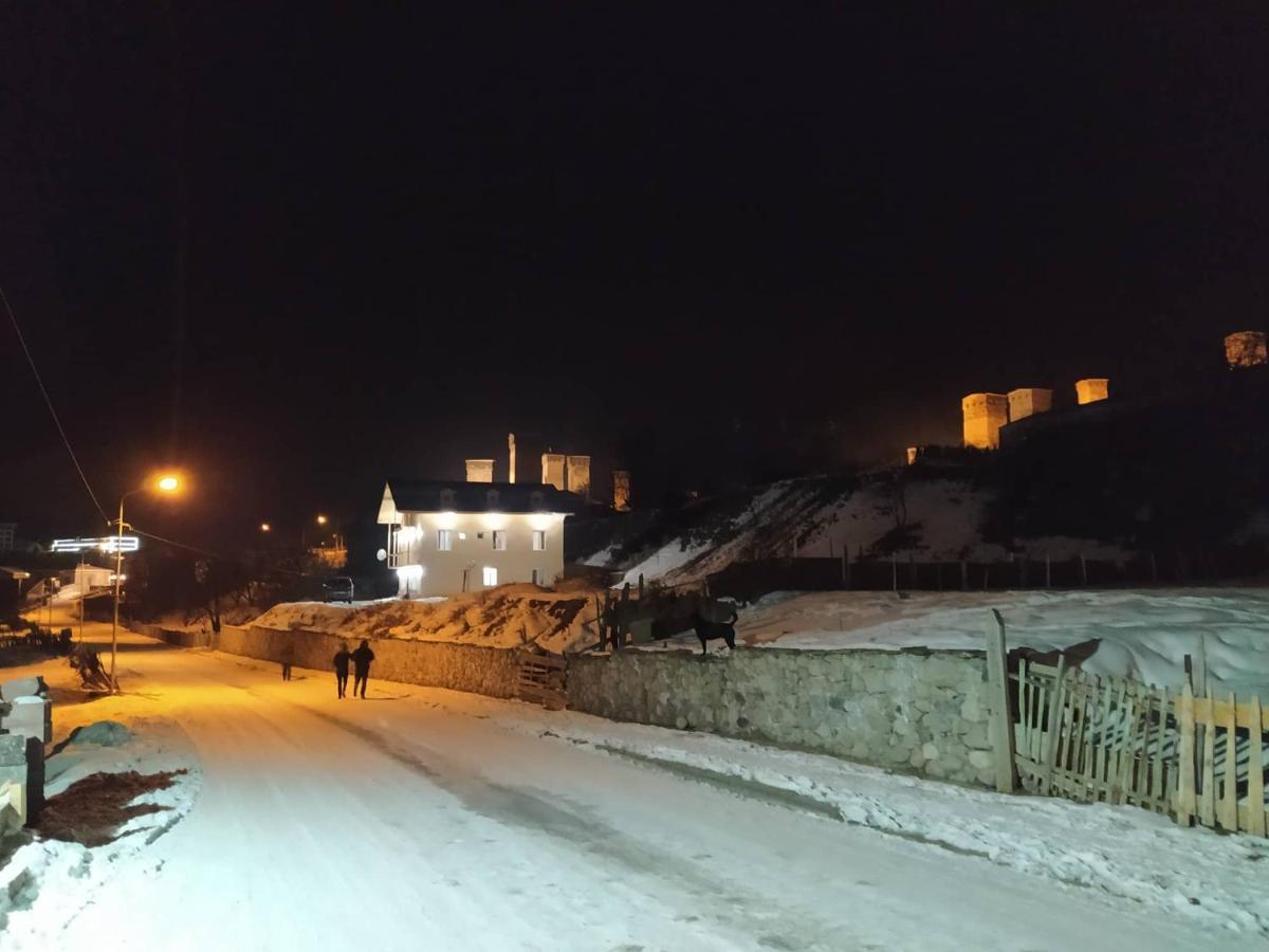 Tetne Qor Guesthouse Mestia Luaran gambar