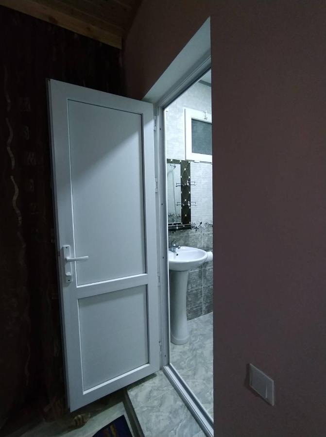 Tetne Qor Guesthouse Mestia Luaran gambar